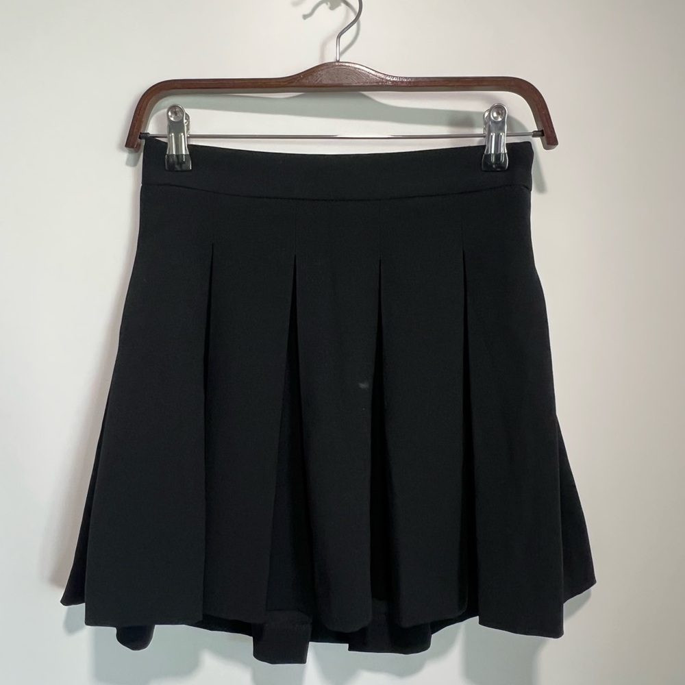 Babaton Pleated Skirt